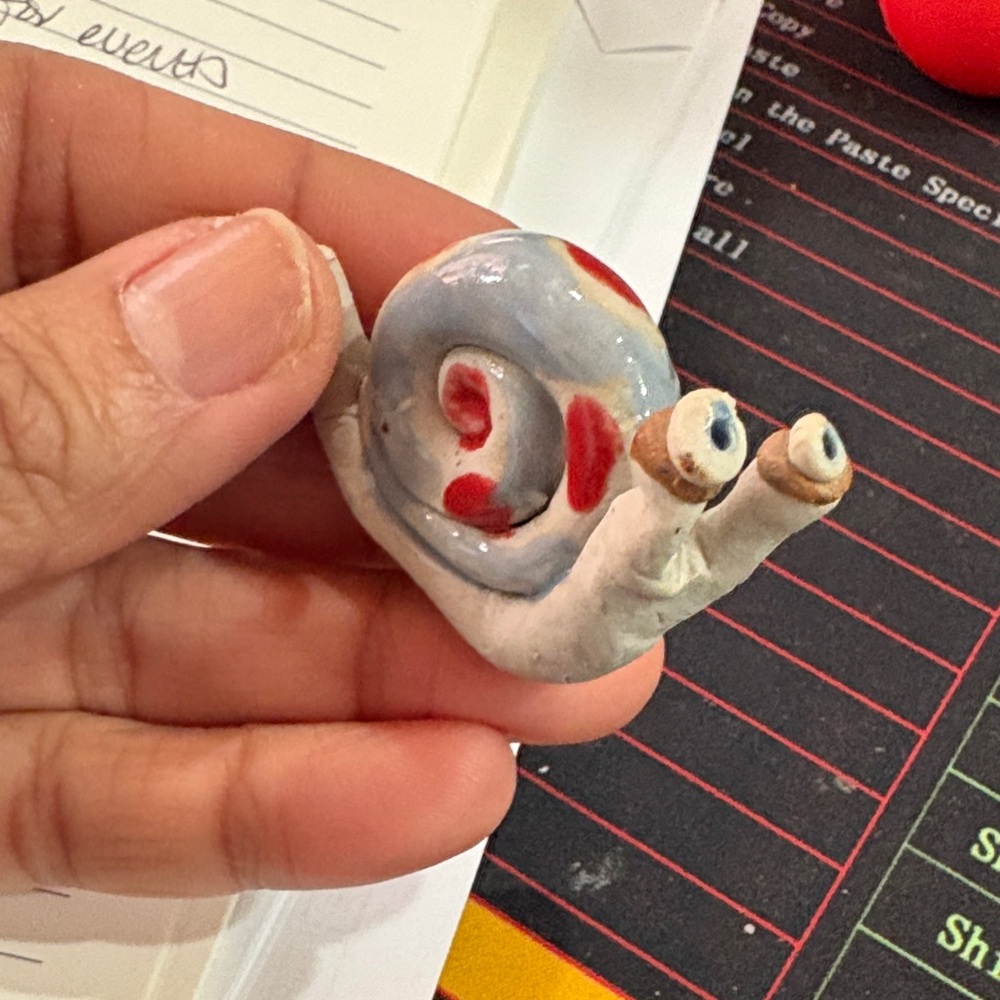 1” Ceramic Snail Aquarium Ornament - Multicolor Hildamari - Picture 2 of 2